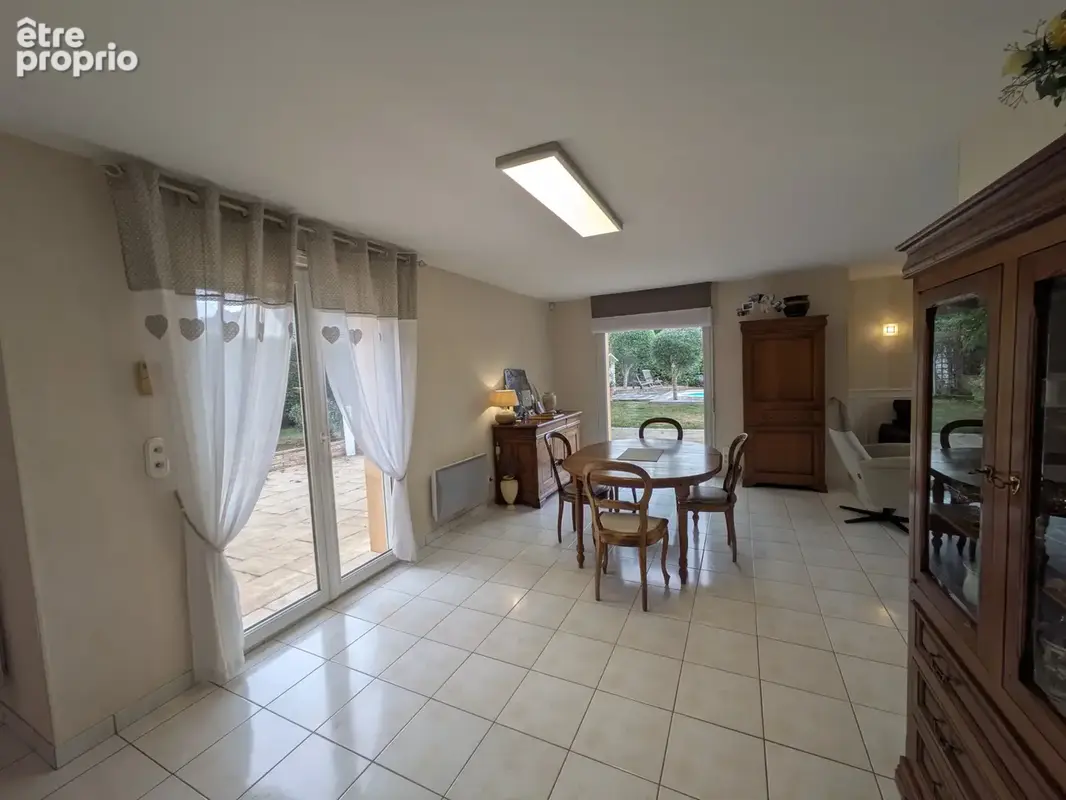 Maison avec vie de plain pied et piscine - photo 35