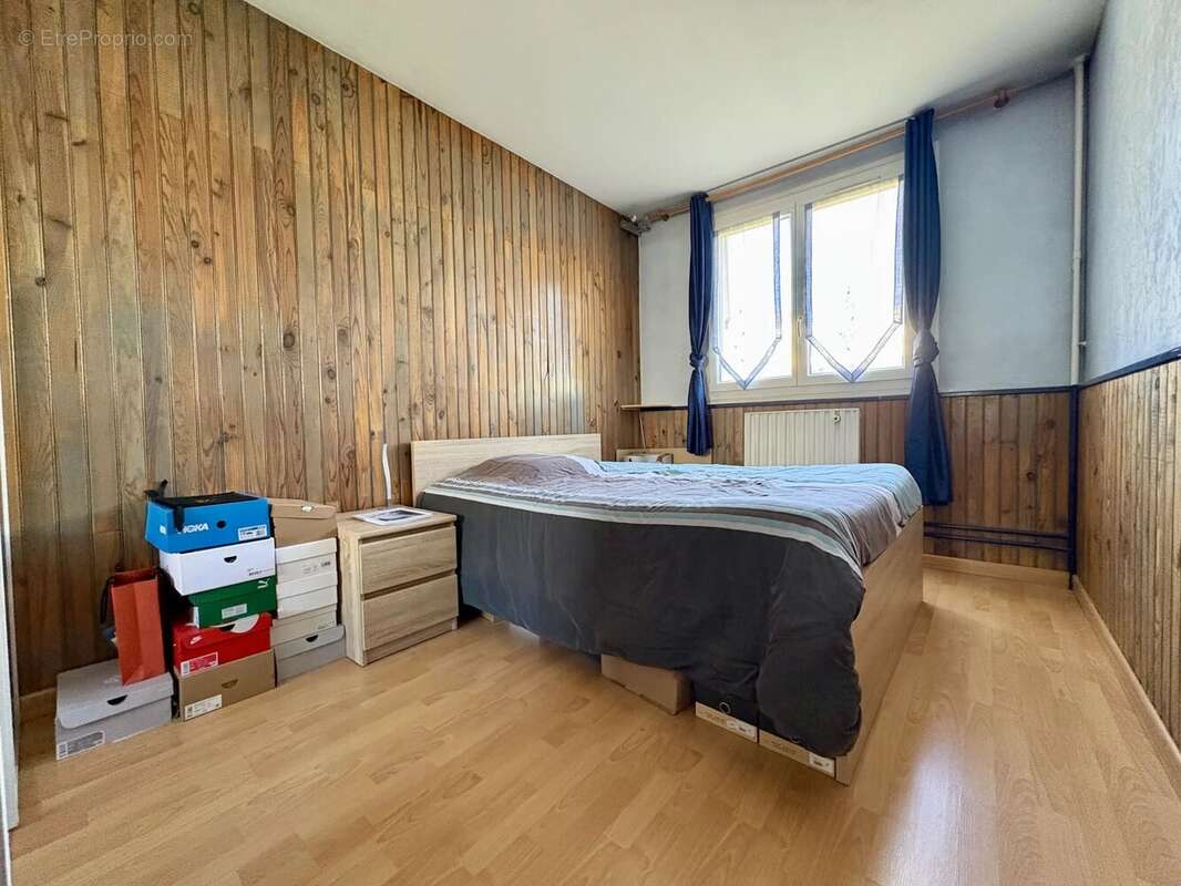 Appartement à LE PLESSIS-TREVISE