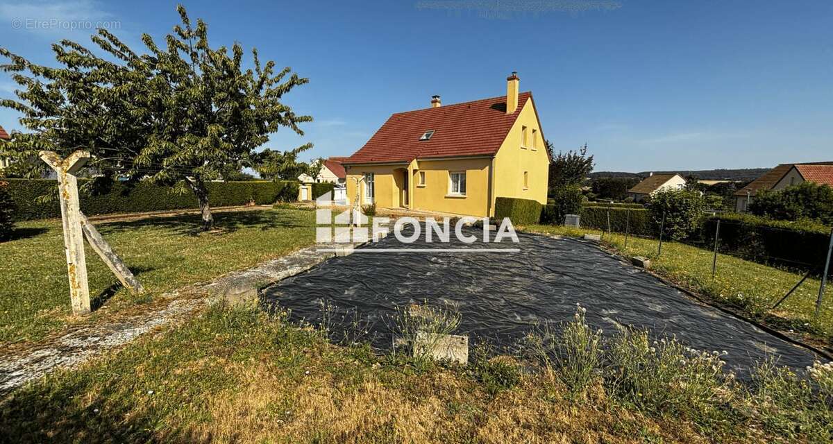 Maison familiale proche Fresnay sur Sarthe ! - photo 8