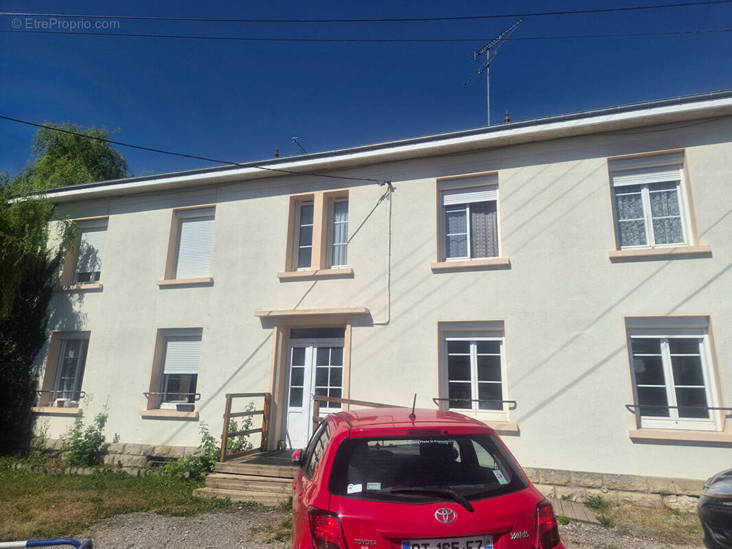 Appartement à LES ISLETTES