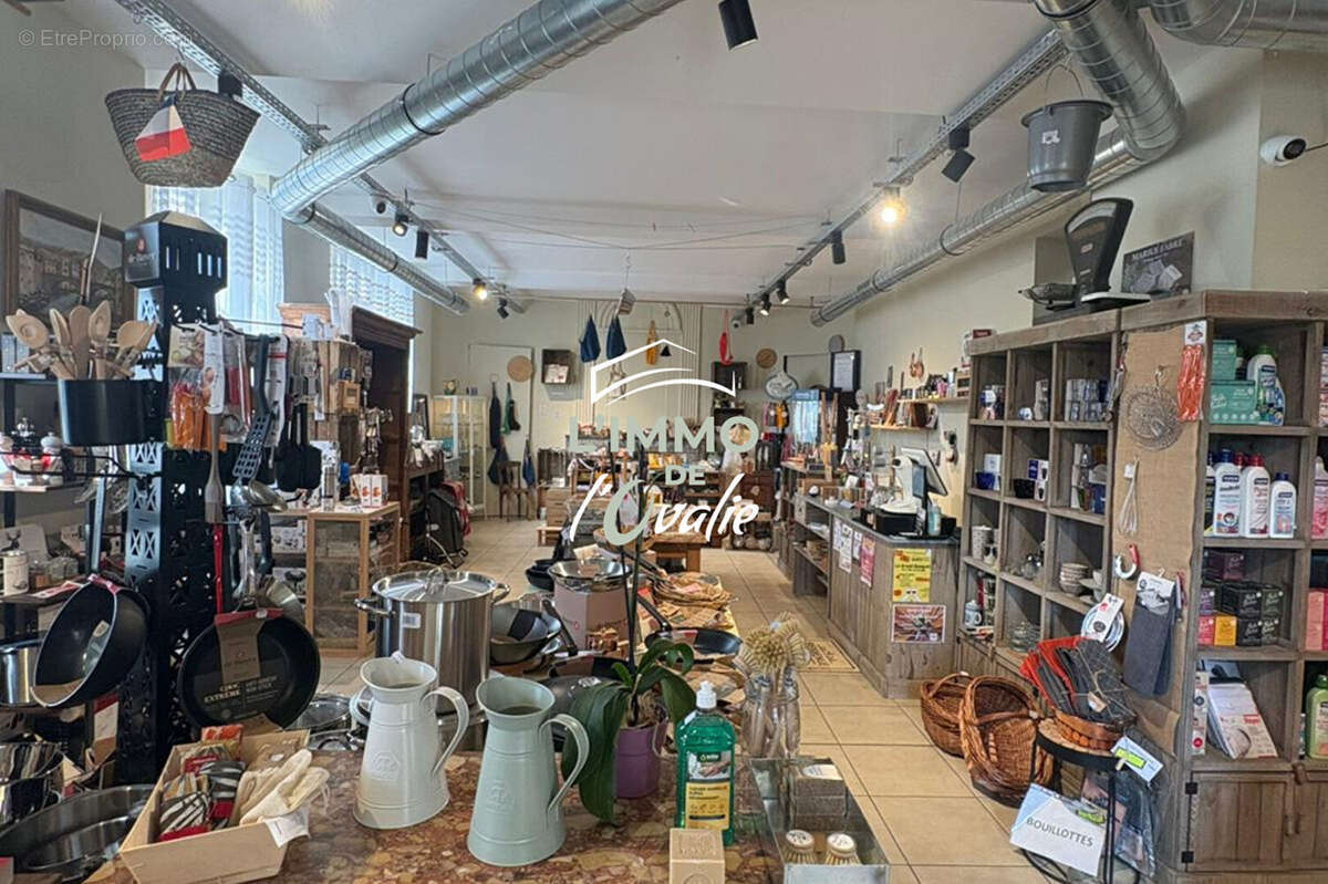 Commerce à GRENADE