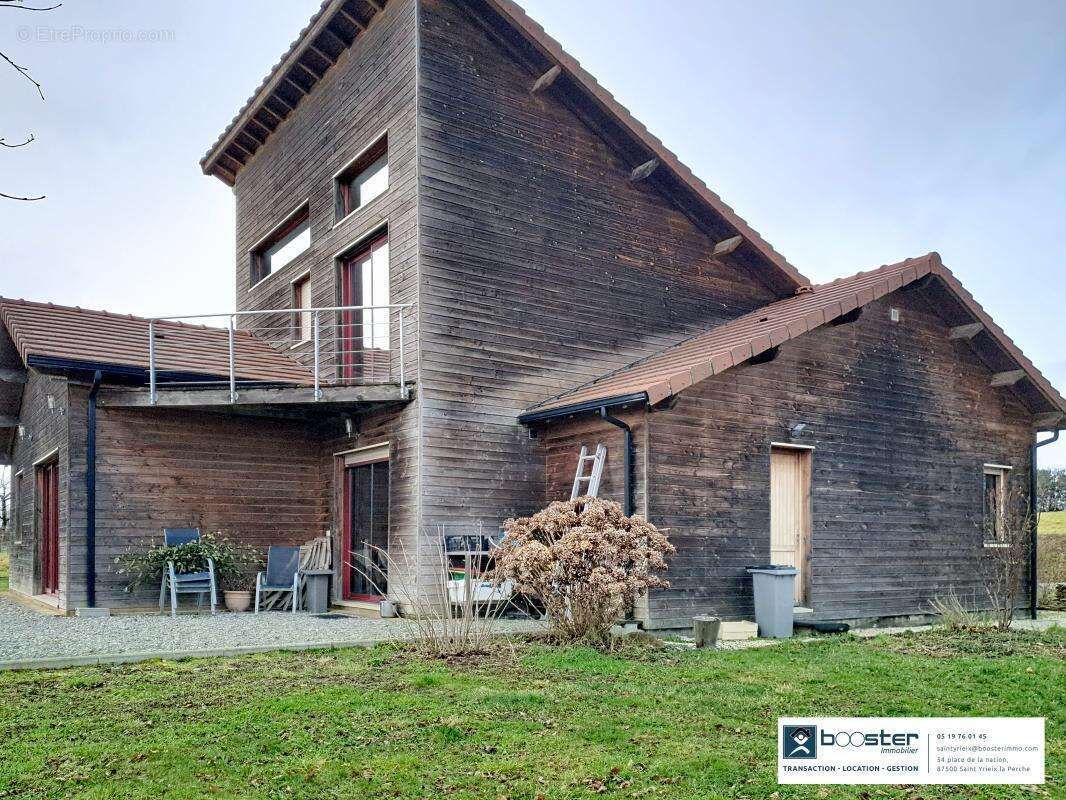 Maison à SAINT-YRIEIX-LA-PERCHE