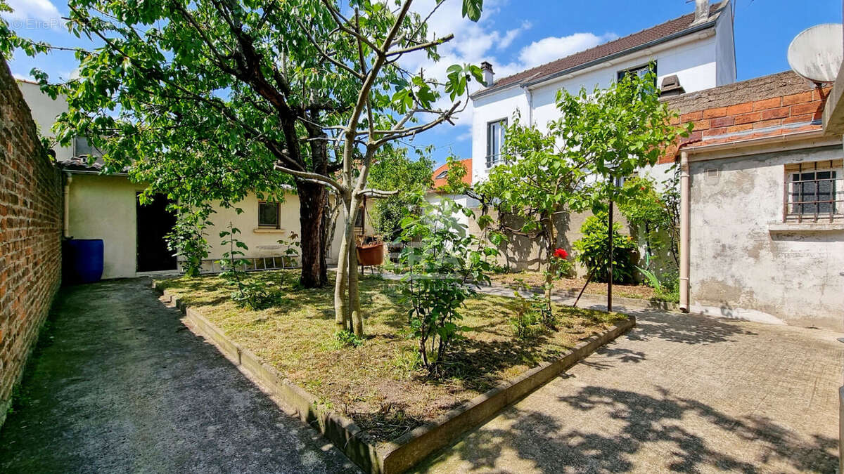 Maison à MONTREUIL