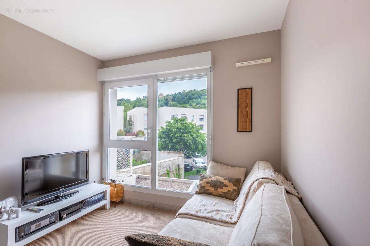 Appartement à GIVORS