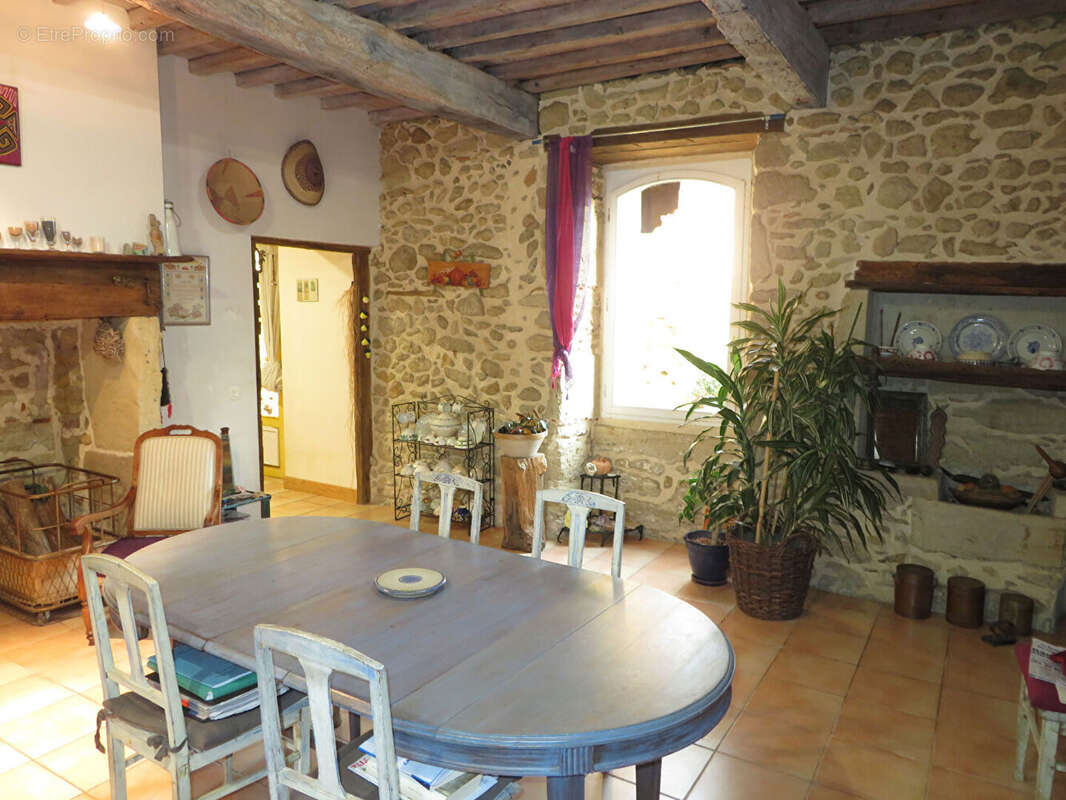 Maison à MALABAT