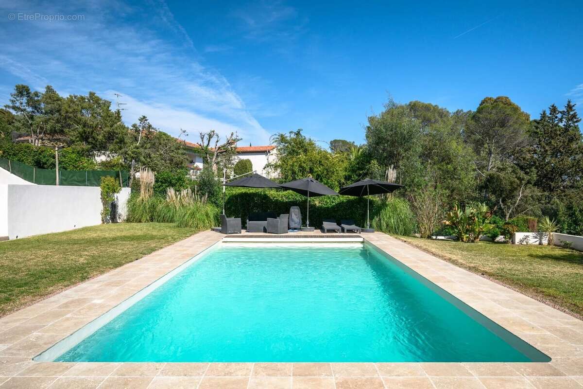 Maison à SAINT-RAPHAEL