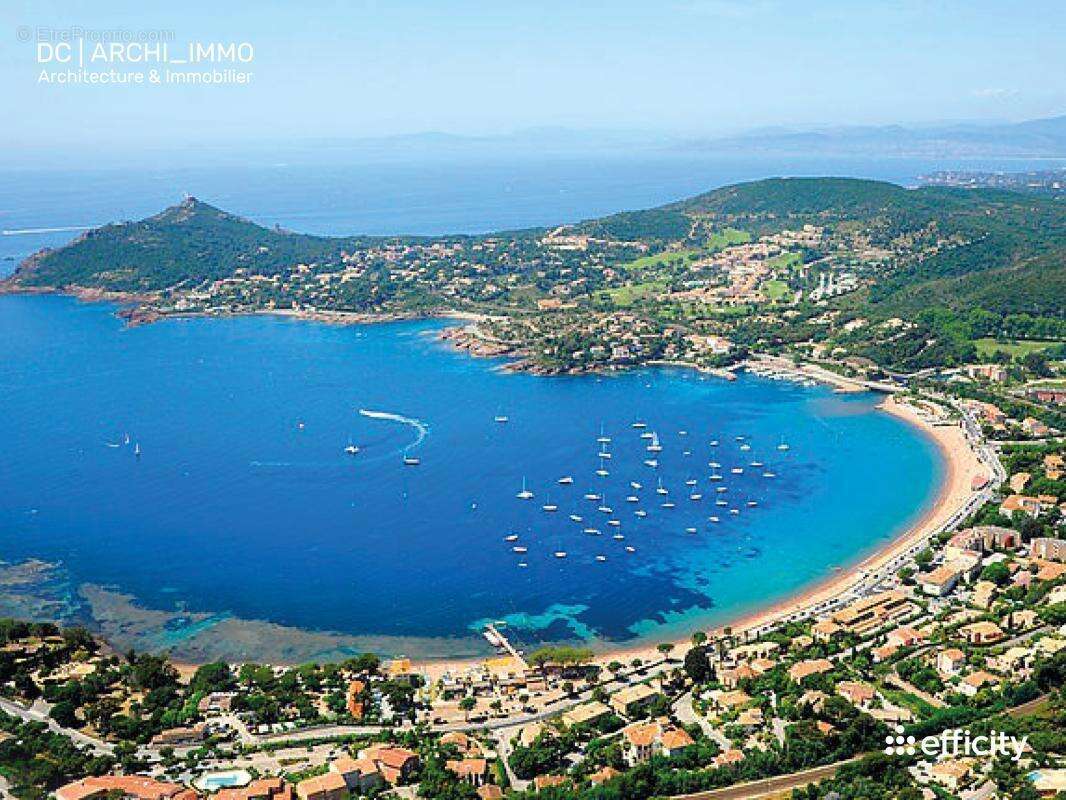Appartement à SAINT-RAPHAEL