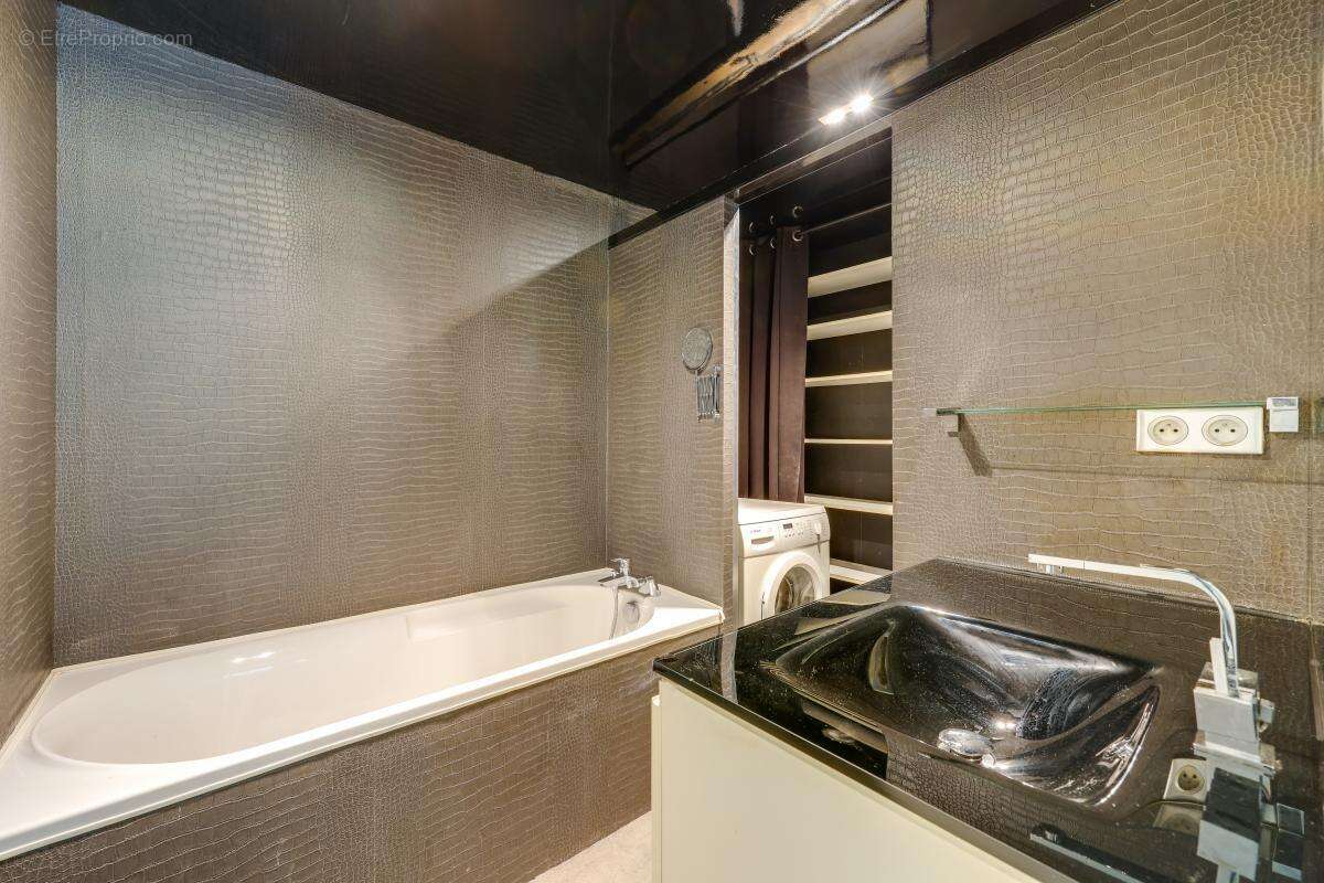 Appartement à LA CELLE-SAINT-CLOUD