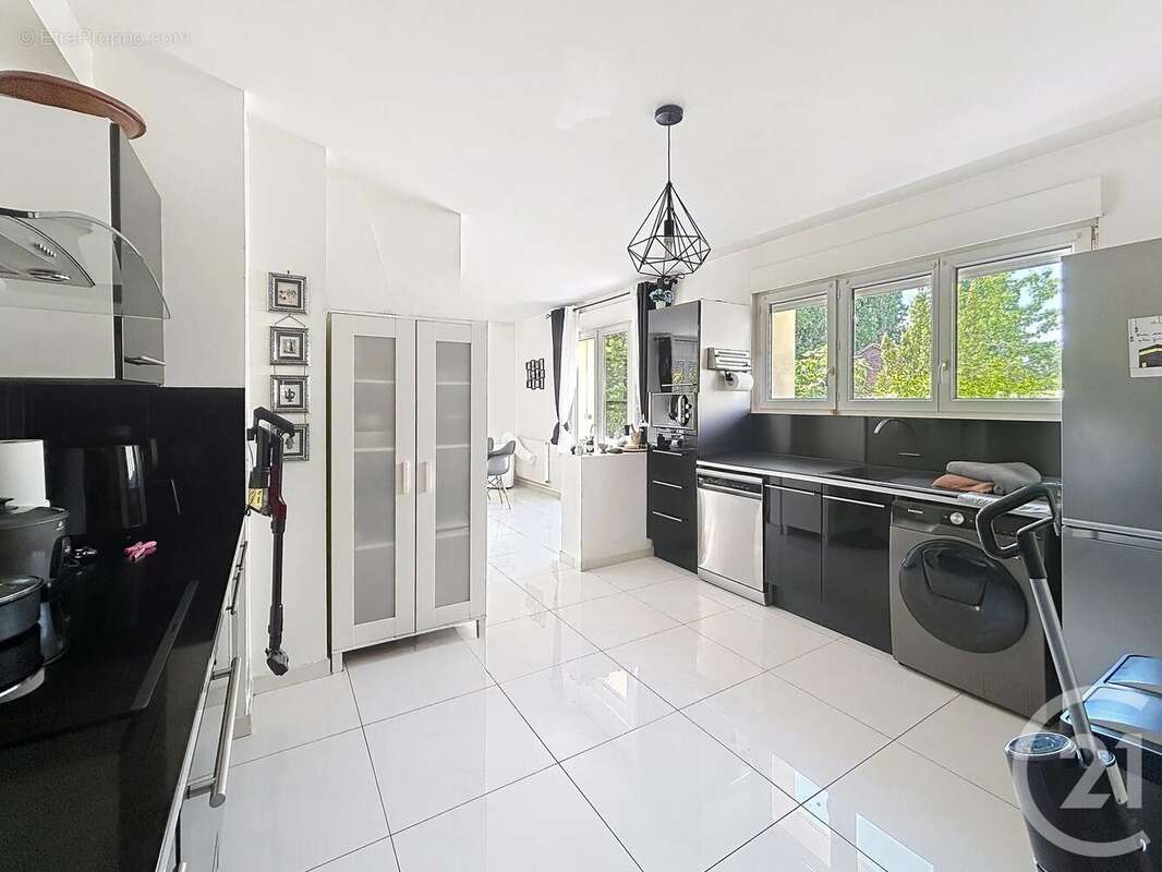 Maison à GARGES-LES-GONESSE