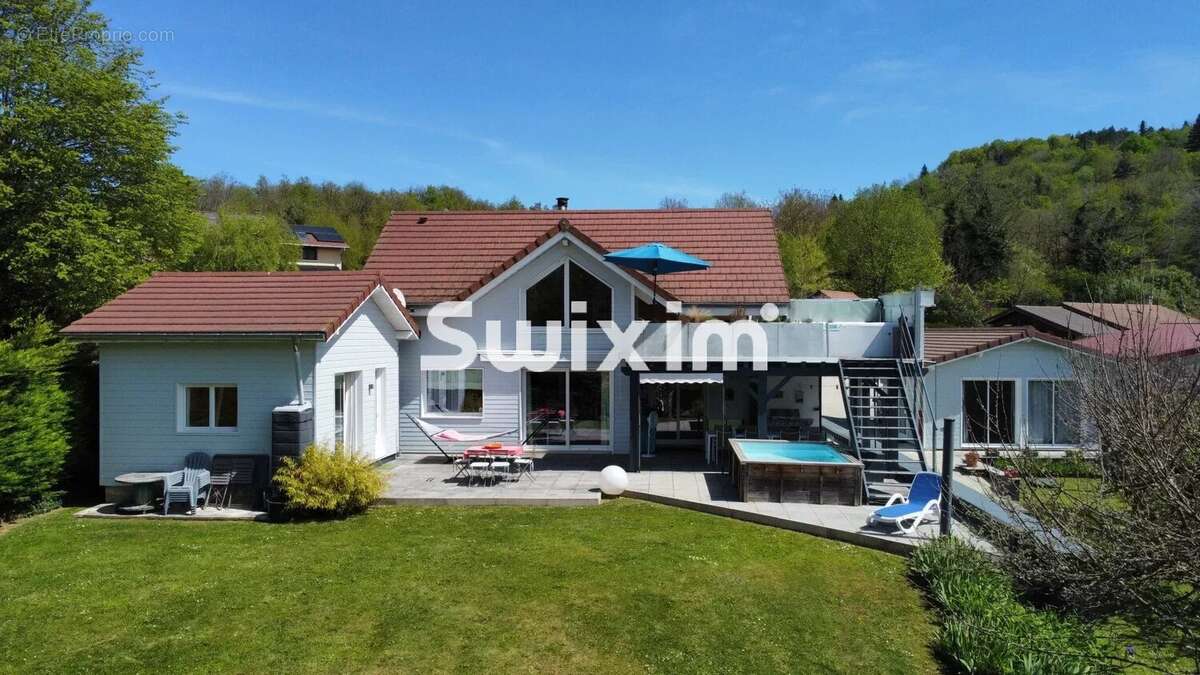 Maison à MOIRANS-EN-MONTAGNE