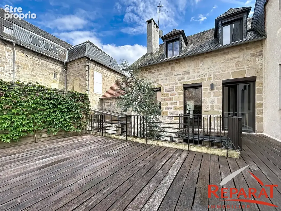 Maison 306 m² à Brive-La-Gaillarde  - photo 2
