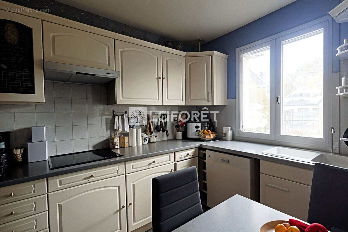 Maison à CHAUMONTEL