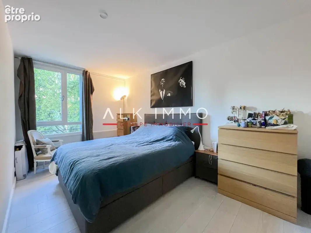 T5 de près de 100 m2 à Annecy le Vieux dans un immeuble rénové - photo 6