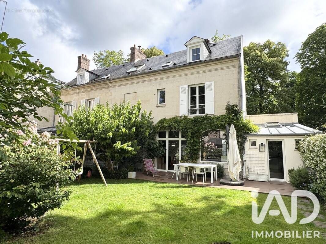 Photo 1 - Maison à COMPIEGNE