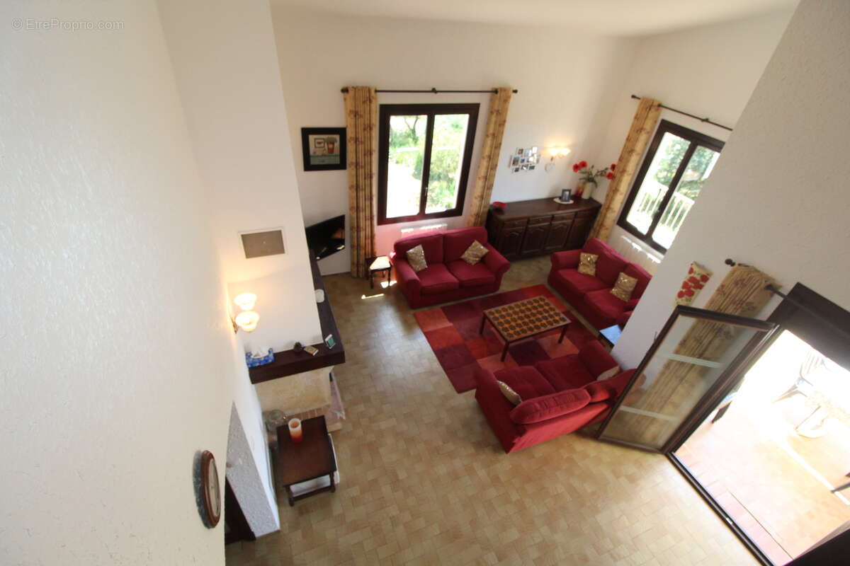 Maison à MONTSERET