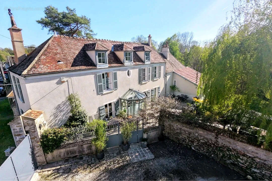 Maison à MAUPERTHUIS