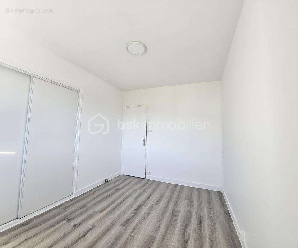 Appartement à FONTAINE