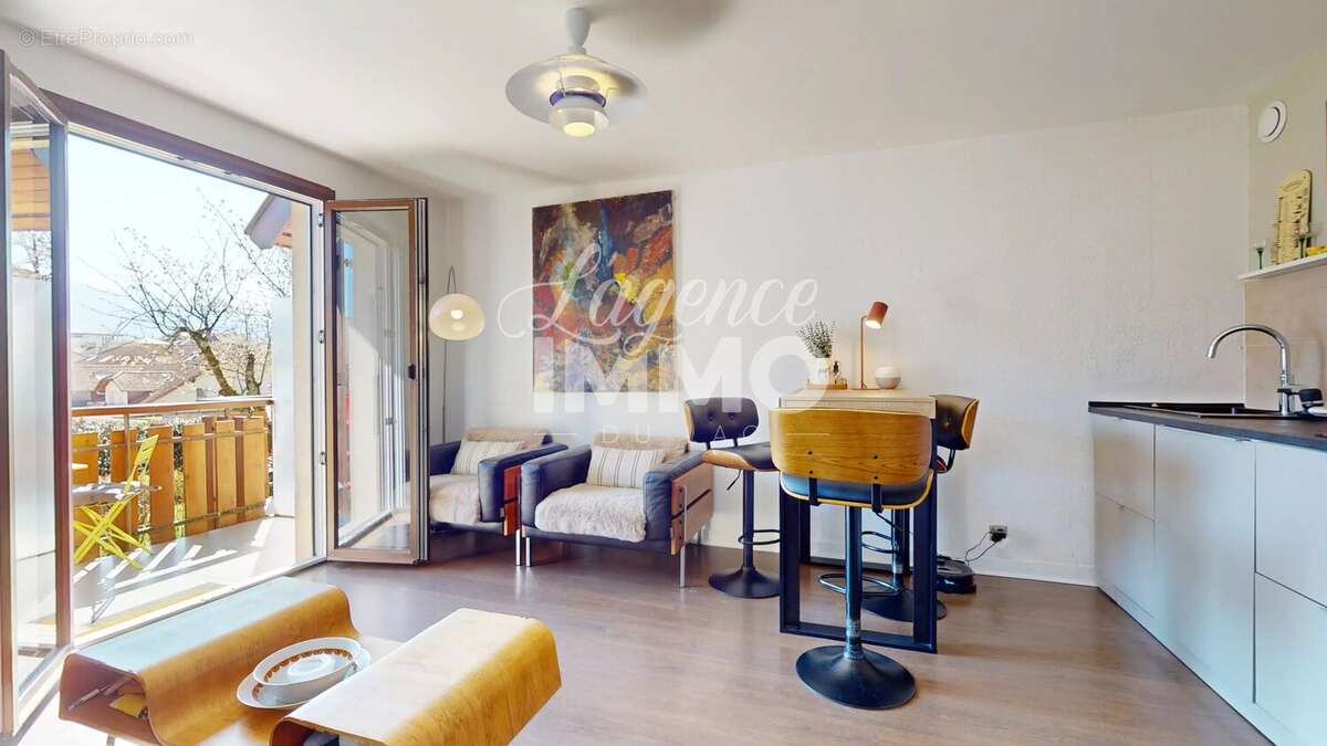 Appartement à SEVRIER