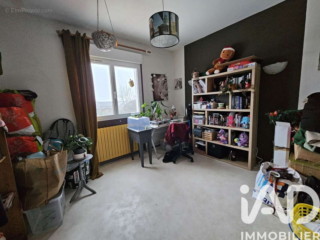 Maison 255 m² à Secondigny  - photo 8