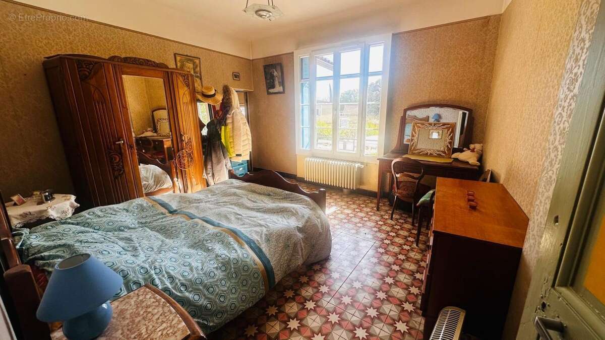 Maison à VIOLES