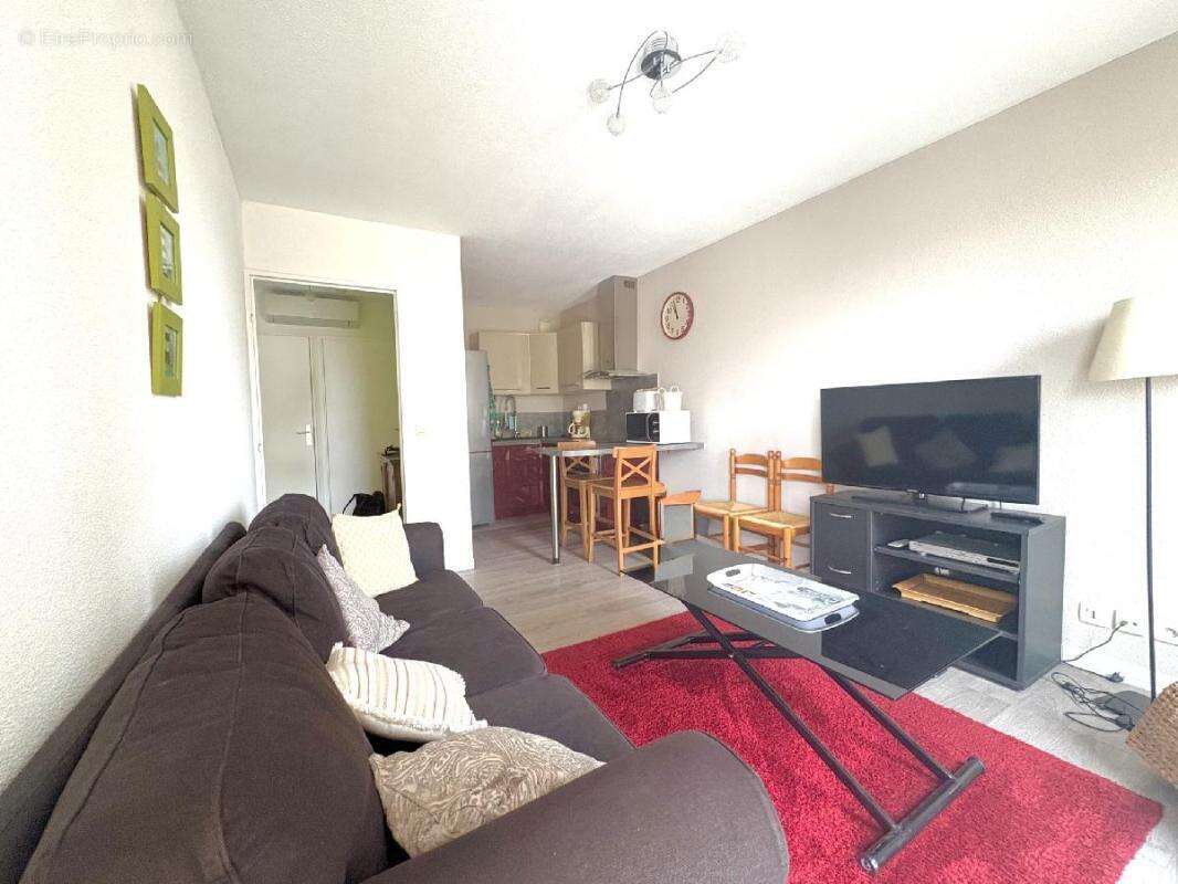 Appartement à LATTES