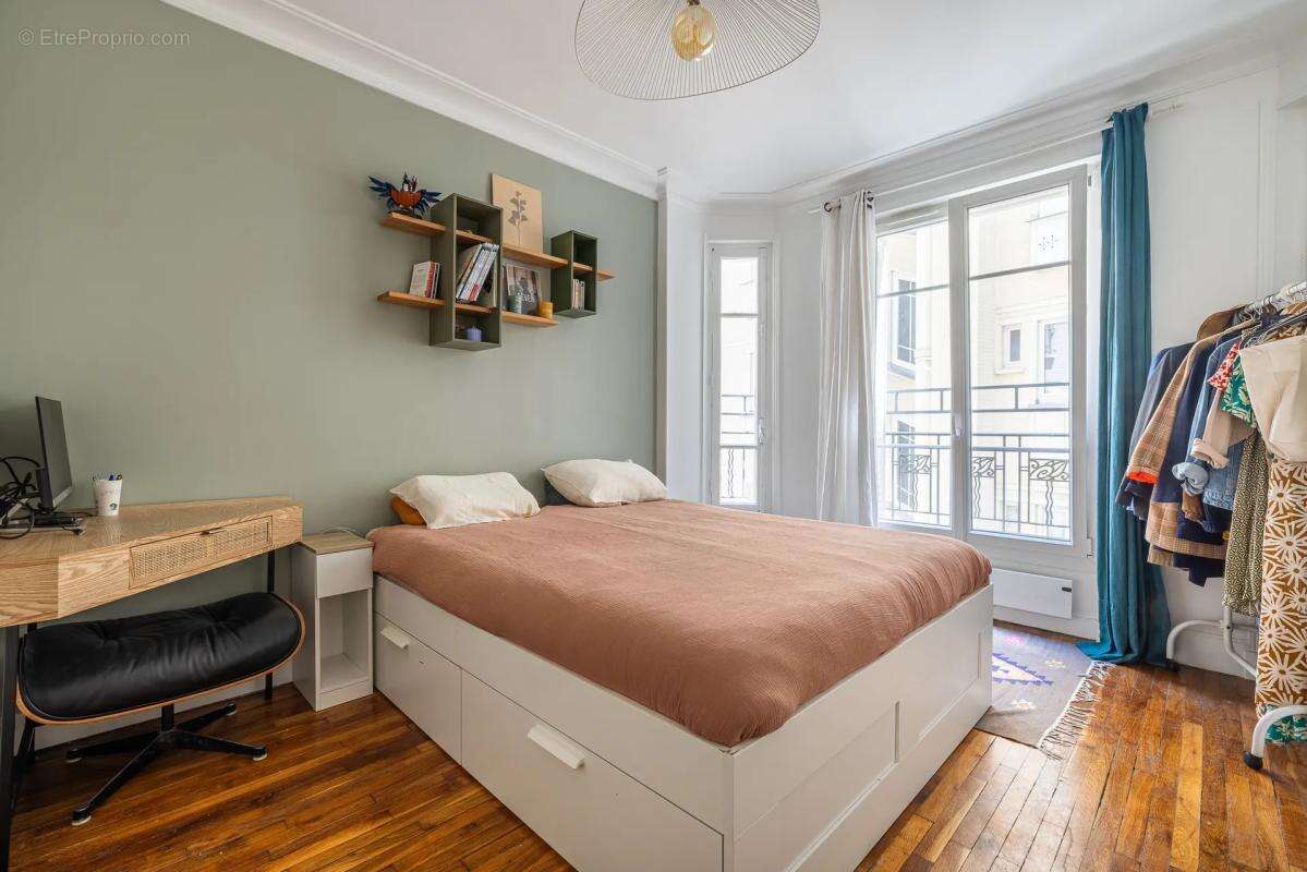 Appartement de 4 pièces d'environ 75m² à Paris XVII - photo 5