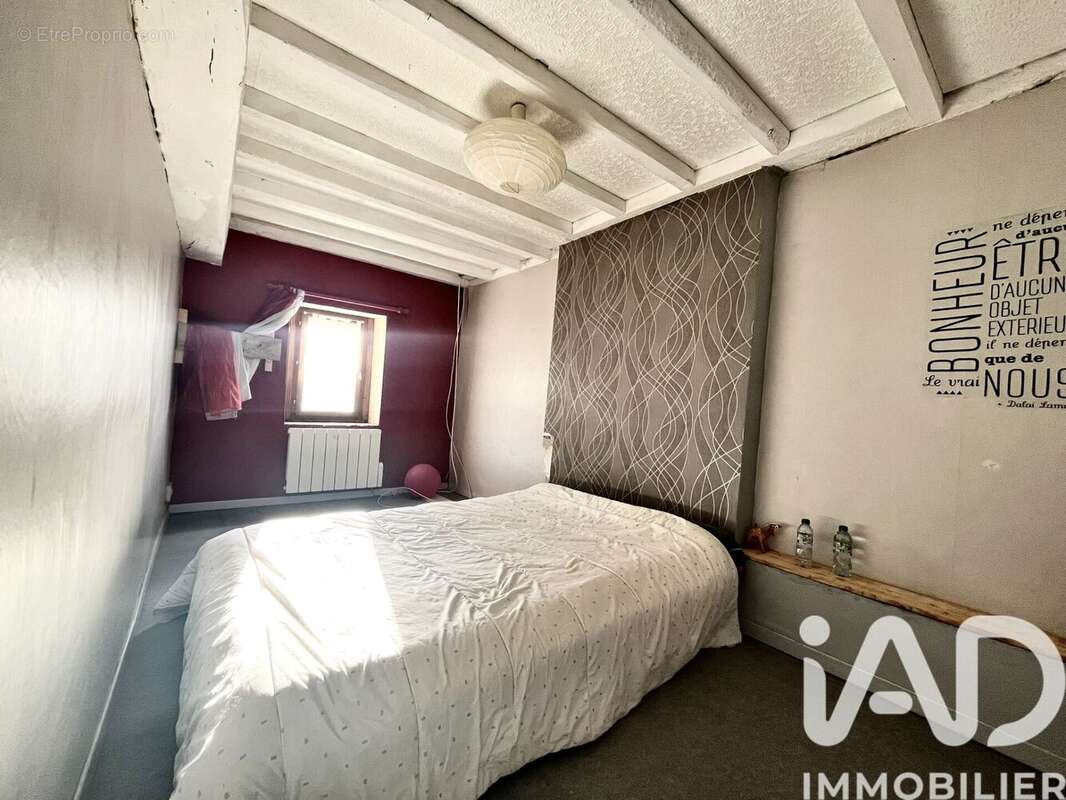 Maison 141 m² à Mainsat  - photo 8