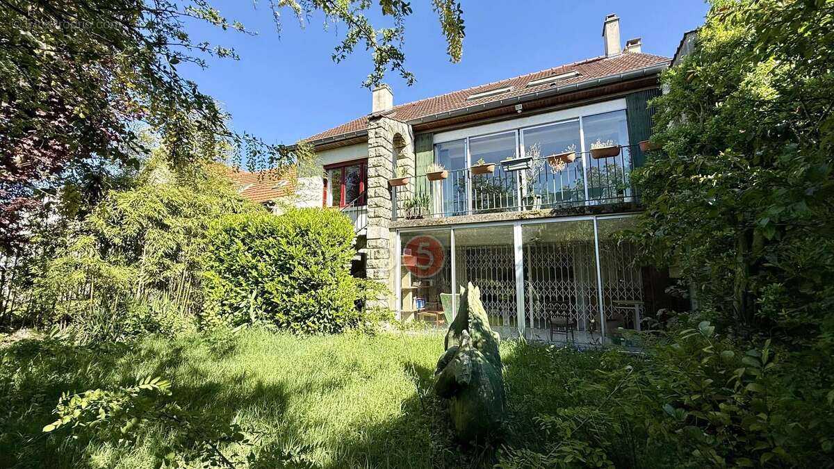 Maison à VILLEMOMBLE