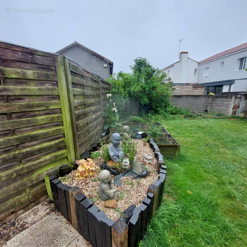 Maison à L'HERBERGEMENT