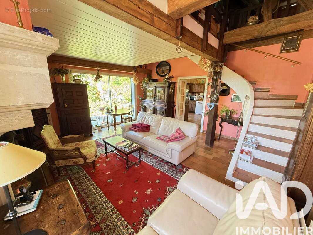 Photo 3 - Maison à VERNOU-SUR-BRENNE