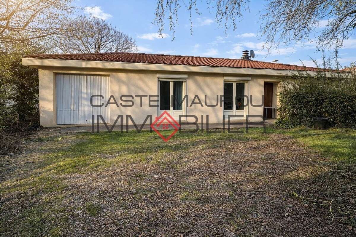 Maison à LAPEYROUSE-FOSSAT