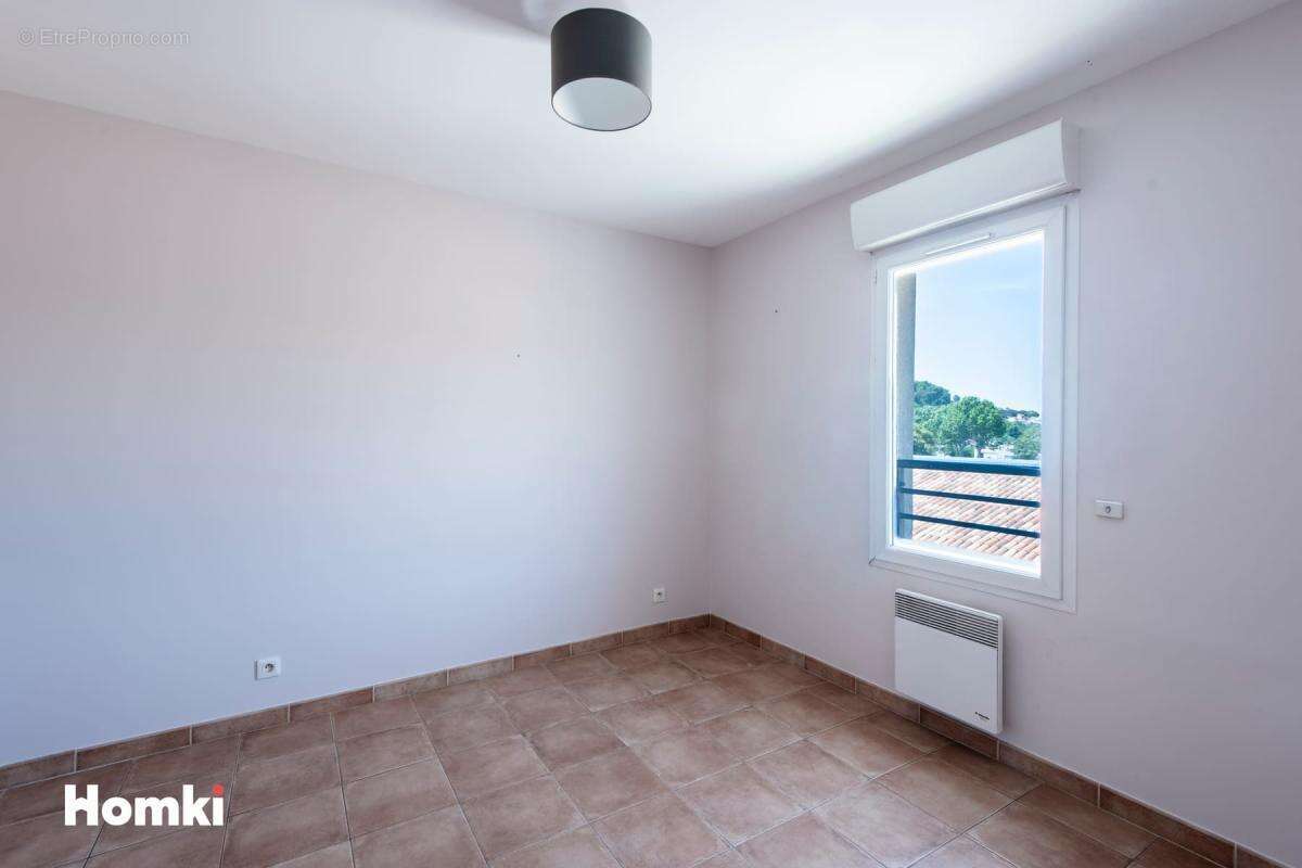 Appartement à SAINT-CHAMAS