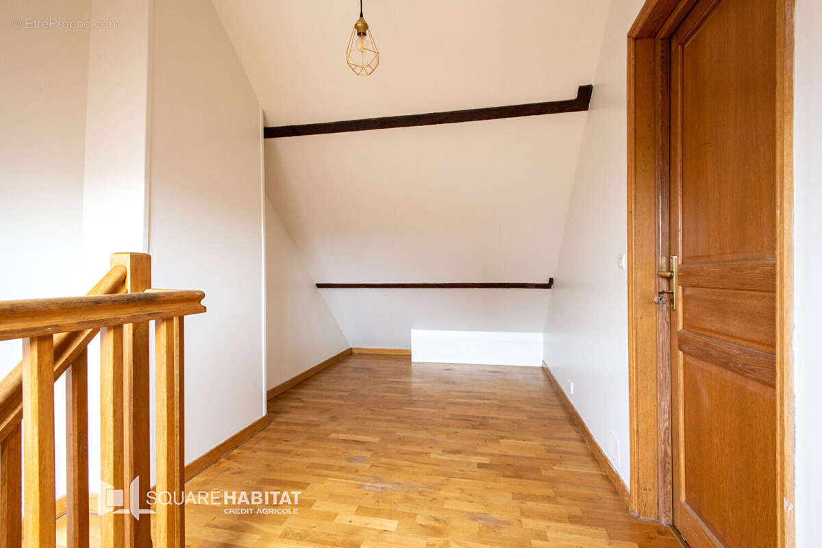 Maison à SAINT-MARTIN-BOULOGNE