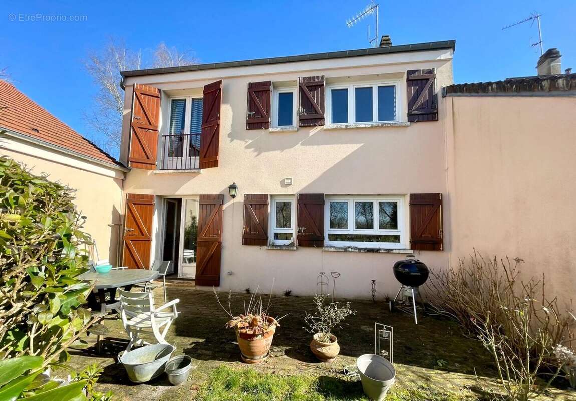 Maison à RAMBOUILLET