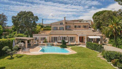 Maison à LES ADRETS-DE-L'ESTEREL