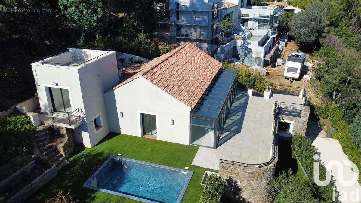 Photo 3 - Maison à LA CROIX-VALMER