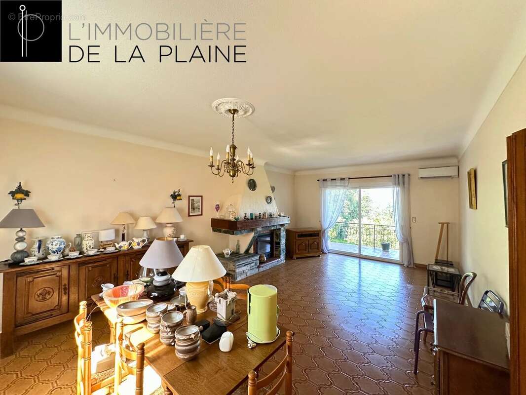 Maison à SANTA-MARIA-POGGIO