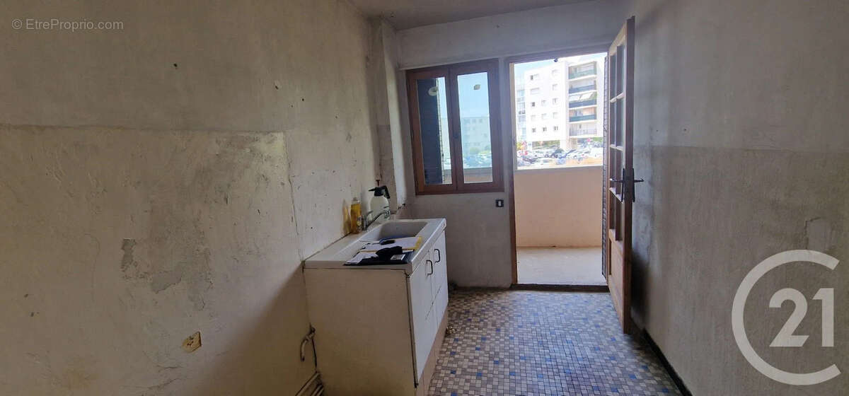Appartement 67 m² à La Garde  - photo 4