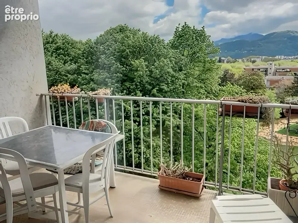 T4 résidence  donnant sur Parc avec Terrasse vue  superbe Belledonne - photo 5