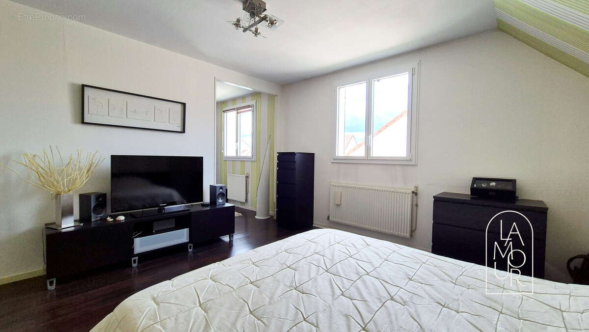Maison 171 m² à Couternon  - photo 9