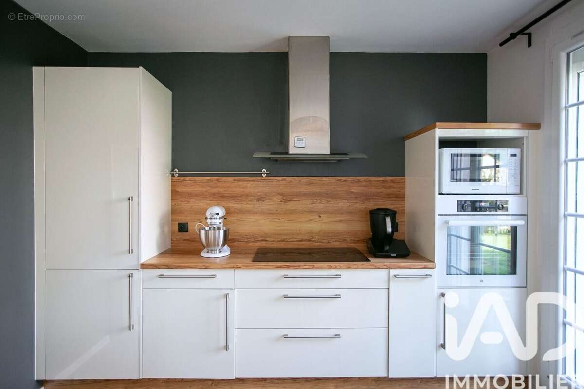 Photo 9 - Maison à LES CLAYES-SOUS-BOIS