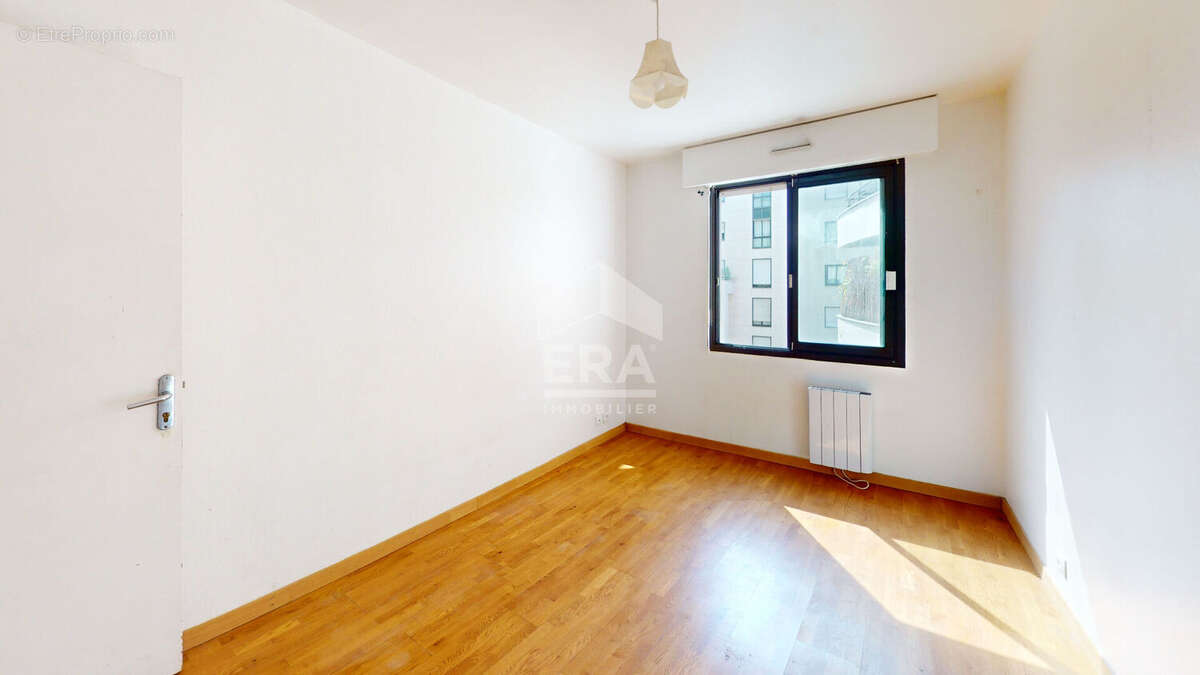 Appartement à PARIS-19E