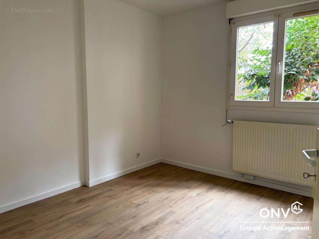 Appartement à L'ISLE-D'ABEAU