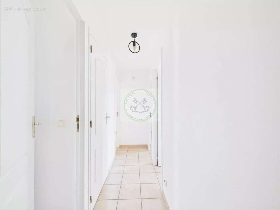 À vendre - villa  4 pièces - domaine du  capitou - photo 10