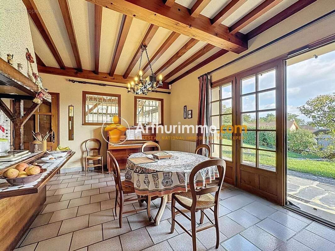 Maison à SAINT-MARCEL-BEL-ACCUEIL