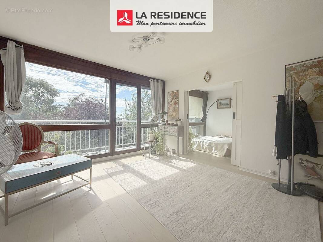 Appartement à VELIZY-VILLACOUBLAY