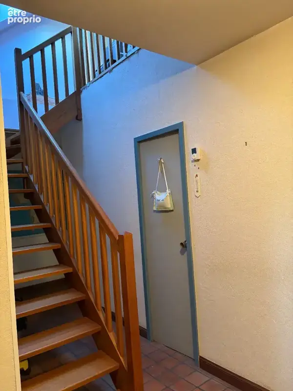 HAUT BUC  Maison individuelle 5 chambres (3 de plain-pied) garage et jardin roseraie - photo 10