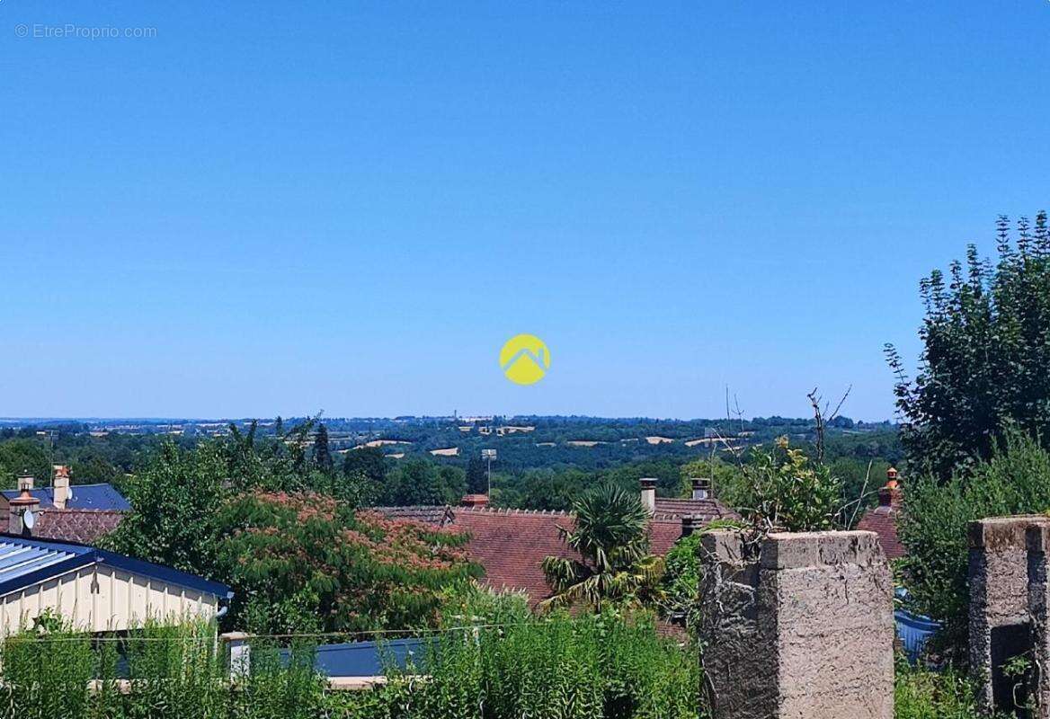 71m², proches de tous commerces - photo 14