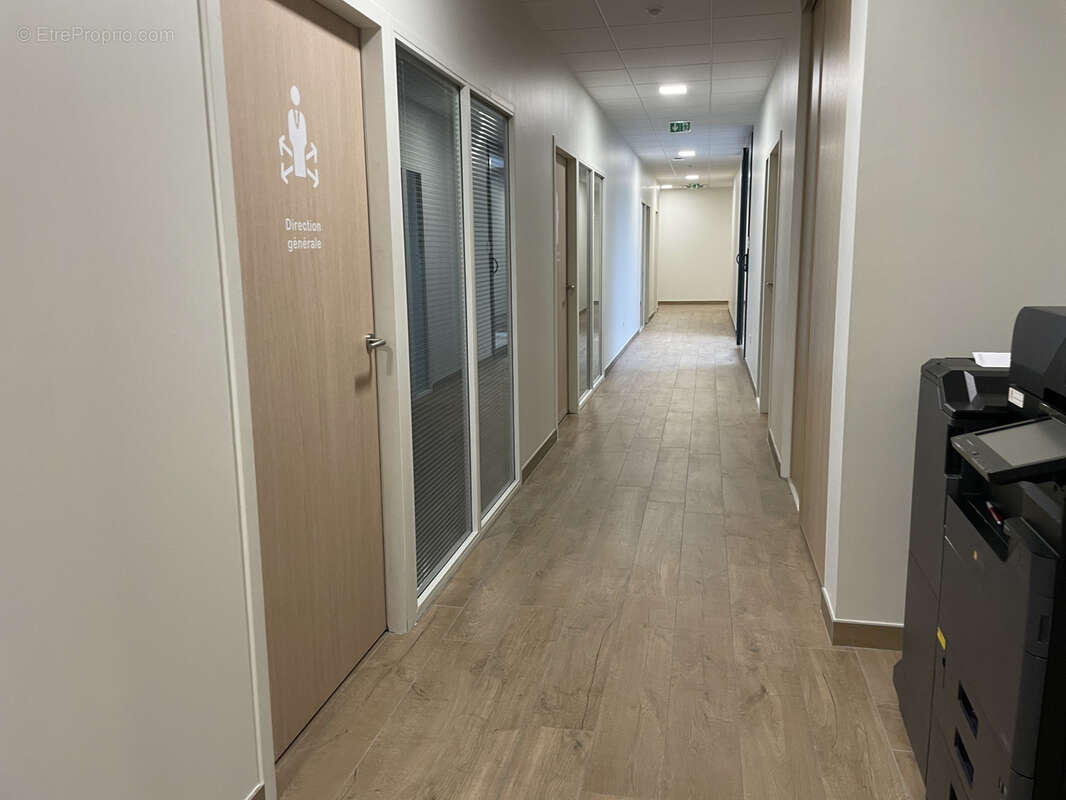 Commerce à SAINT-SATURNIN