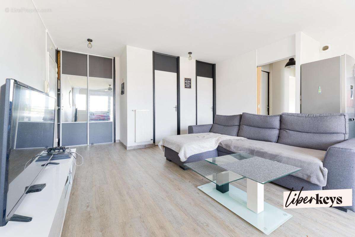 appartement T3 lumineux avec balcon et garage - photo 8
